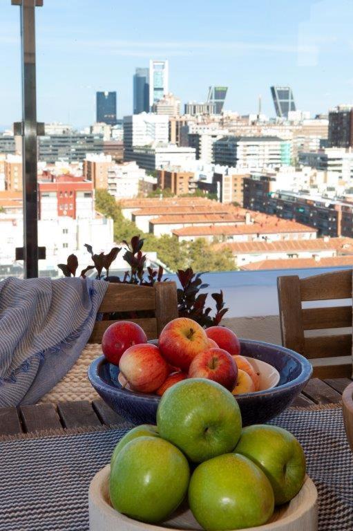 Wishome - Atico Con Espectacular Terraza En Bernabeu Madrid Exteriör bild