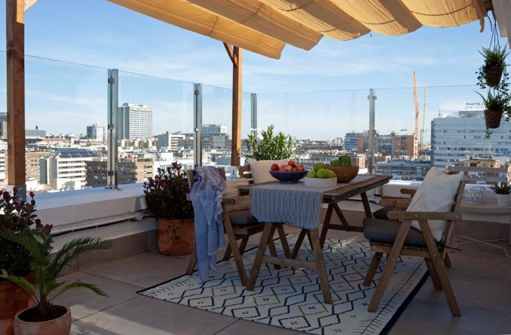 Wishome - Atico Con Espectacular Terraza En Bernabeu Madrid Exteriör bild
